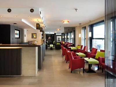 Opera Centrum 4*